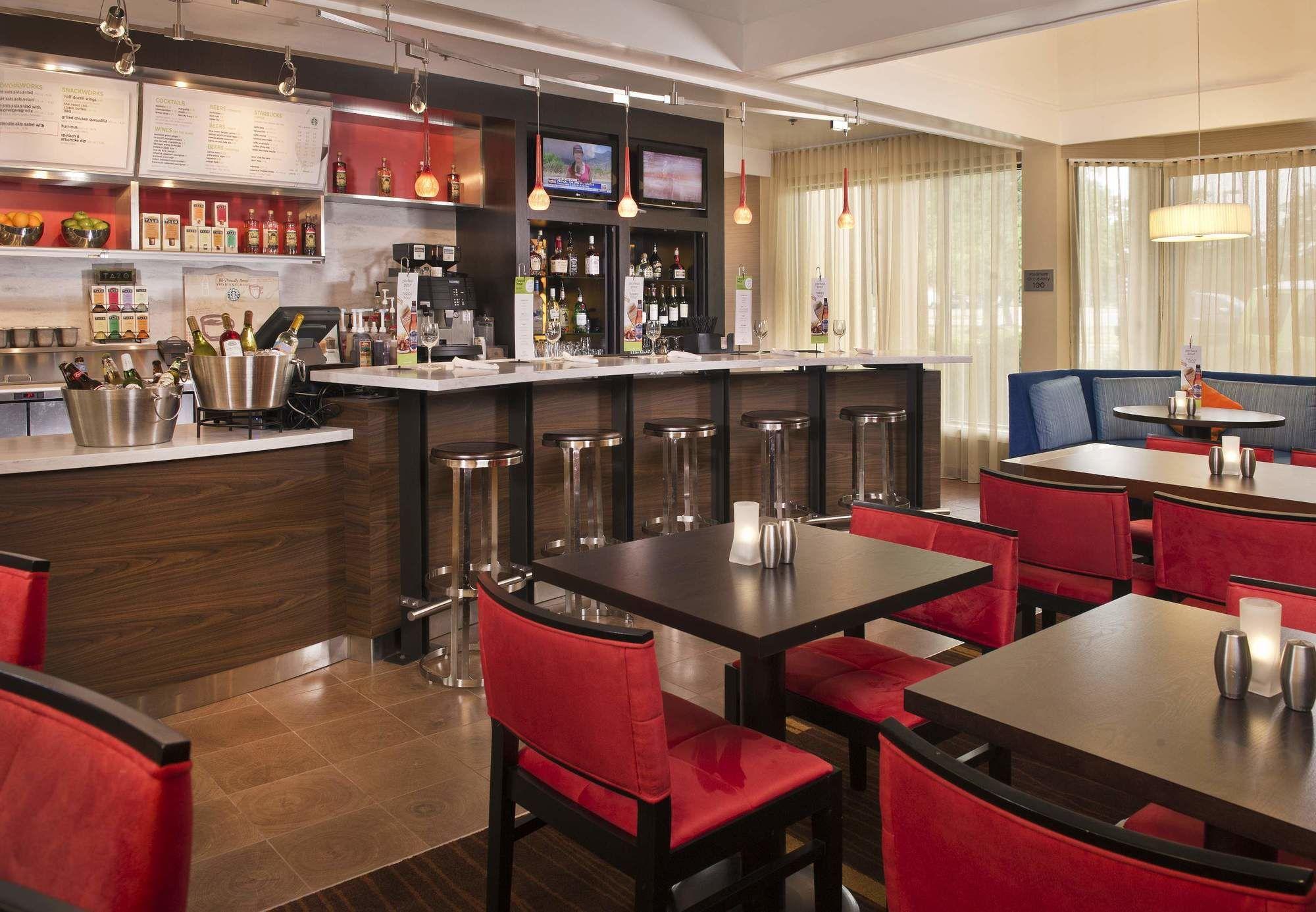 Courtyard By Marriott New Carrollton Лендовер Екстер'єр фото