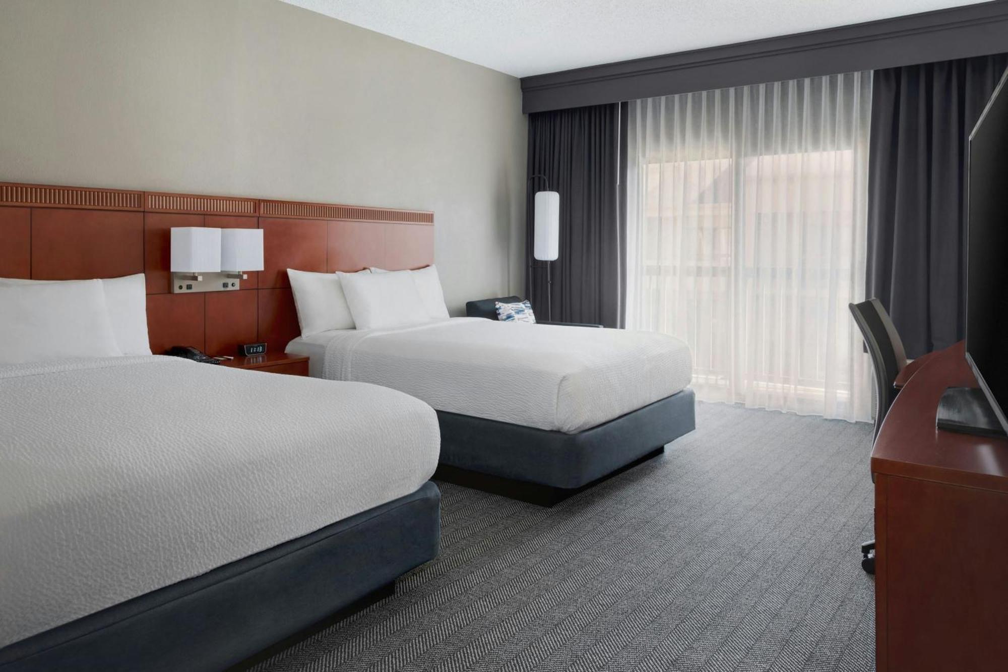 Courtyard By Marriott New Carrollton Лендовер Екстер'єр фото