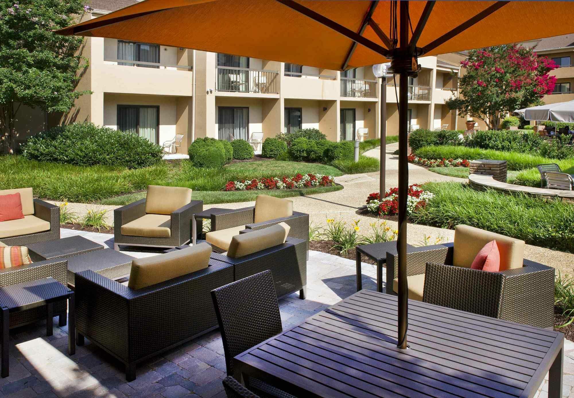 Courtyard By Marriott New Carrollton Лендовер Екстер'єр фото